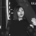 Shaking Thigh Jeongyeon