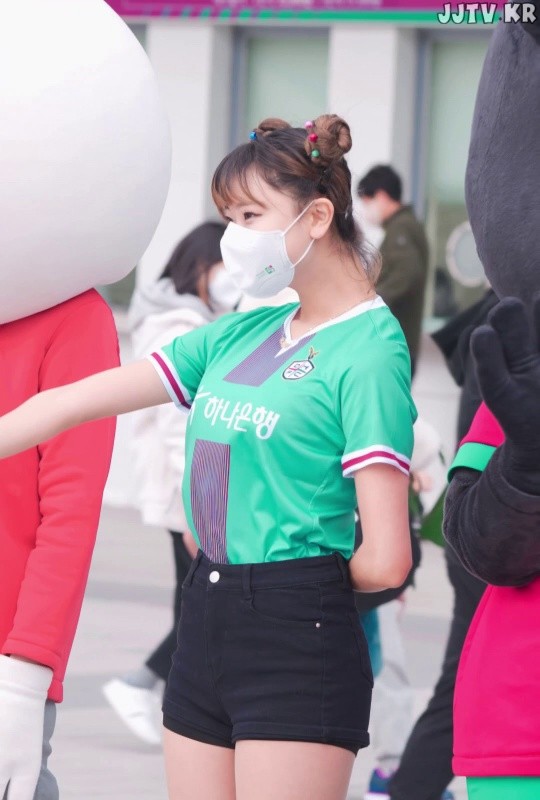 Cute Pucca hair, Oversocks, Lim Eunbi cheerleader.