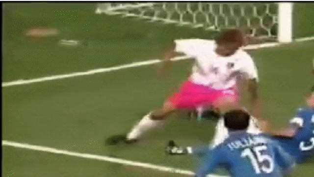 Korean Players Make Maldini Head Cover