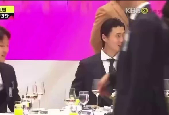 (SOUND)National team dinner hall Cho Kyu-sung mp4