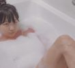 Pyo Eun Ji's foam bath Vlog GIF