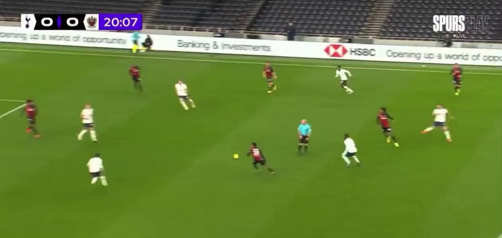 (SOUND)Tottenham vs Nice Matt Doherty first goal(Laughing out loud