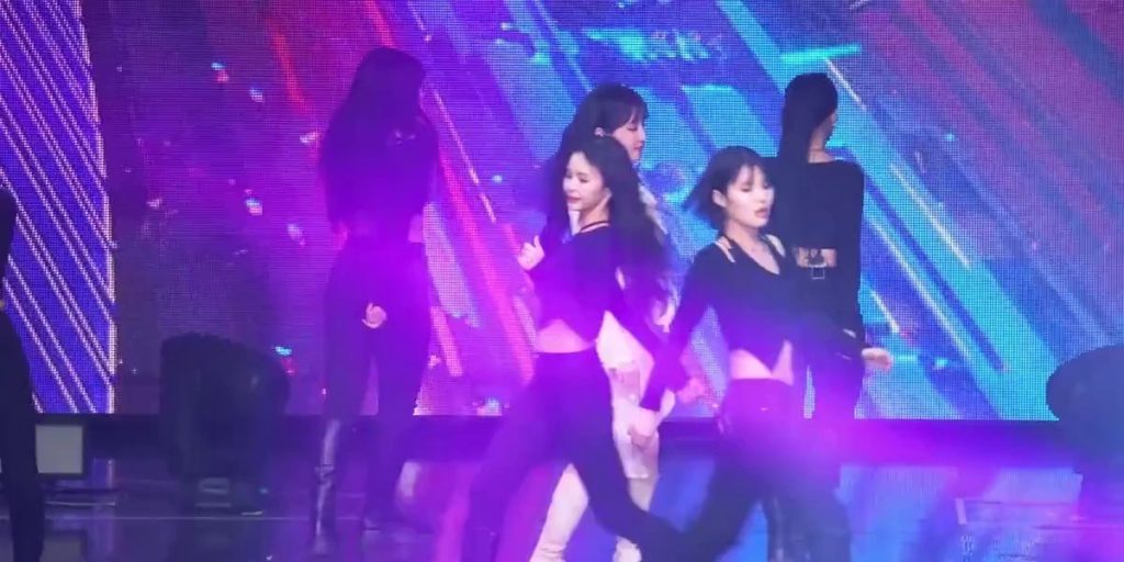 (SOUND)Park Eunbin dancing at the concert