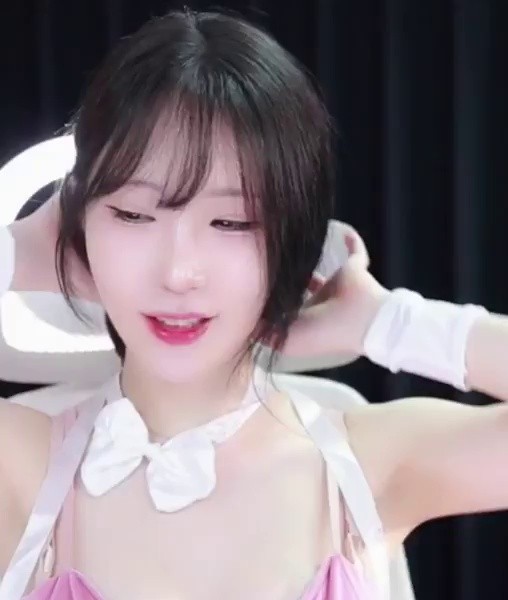 (SOUND)Pink velvet bunny girl with hair tied up, lotus butterfly, pale cleavage + armpits