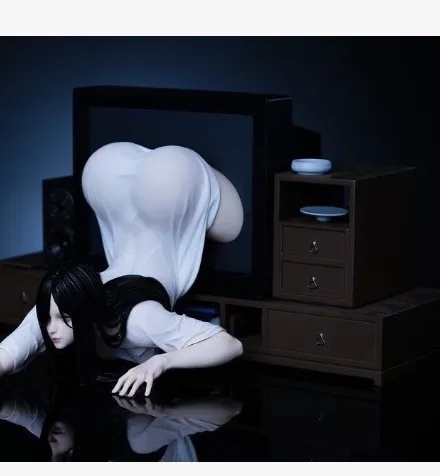 Seong Jin-guk's Sadako Figure